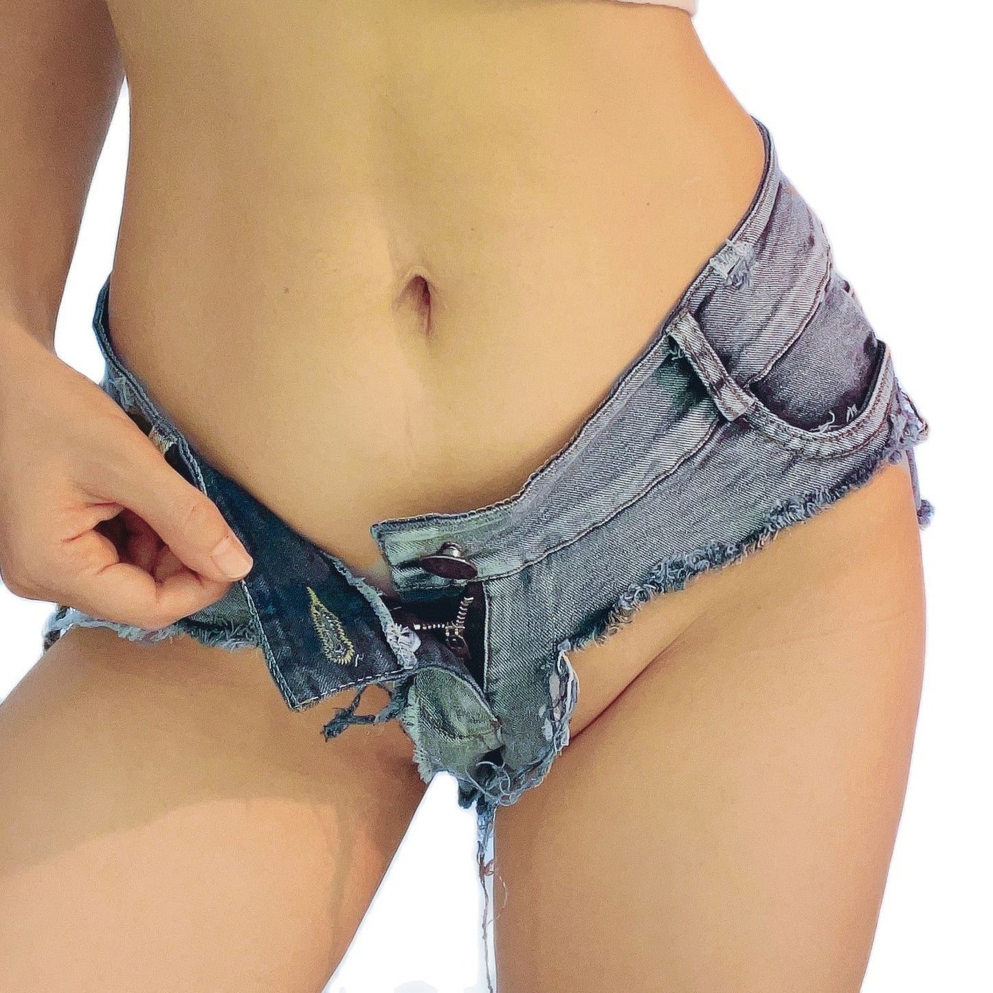 2022 New Women's Sexy Low Waist Thong Denim Jeans Shorts Hole Polo Dancel Shorts Dj Bar Nightclub